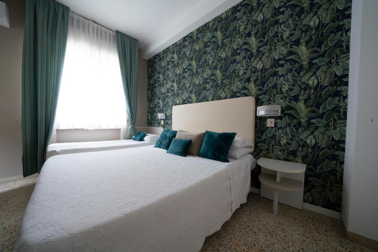 Alta Marea Milano Marittima Exterior photo