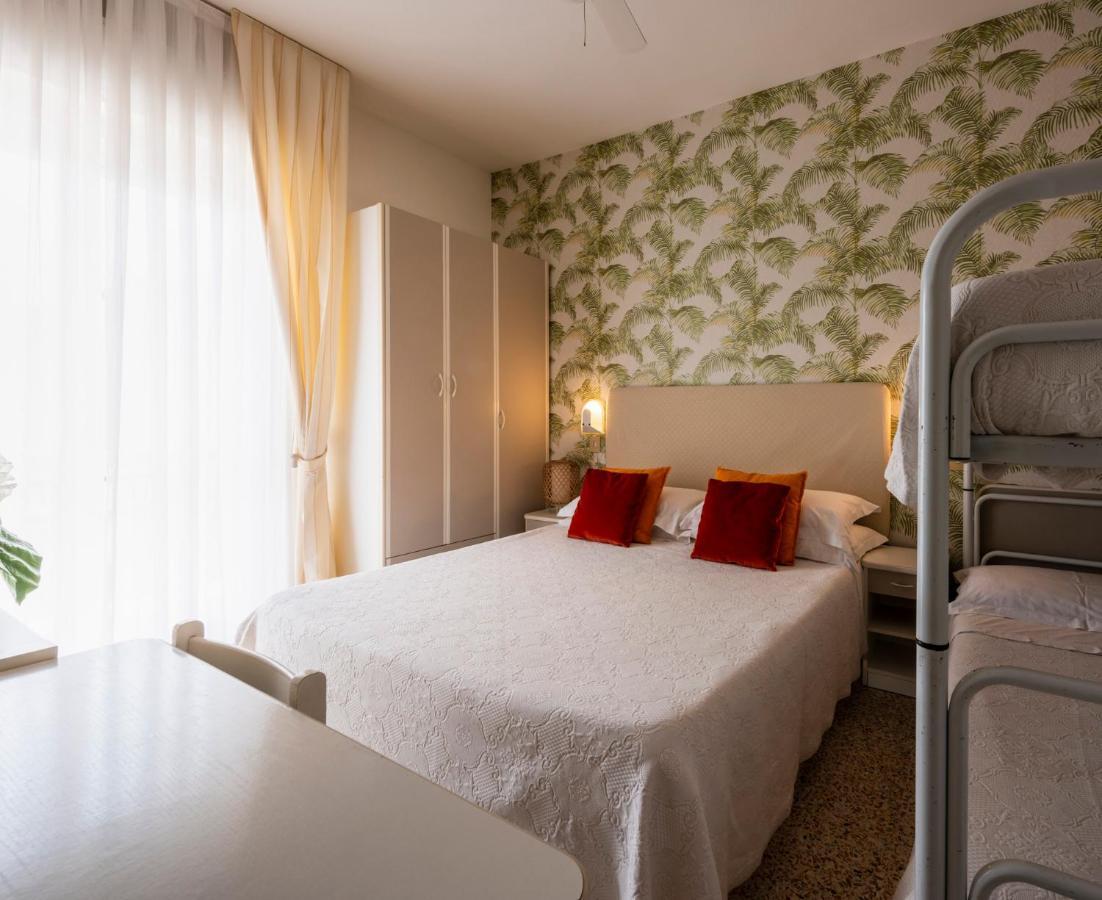 Alta Marea Milano Marittima Exterior photo