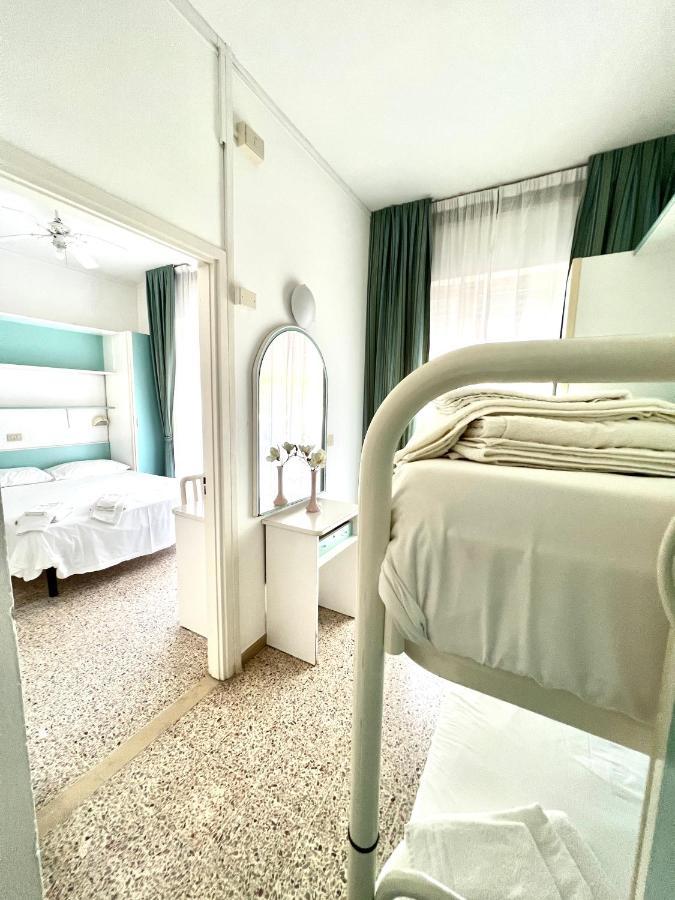 Alta Marea Milano Marittima Exterior photo
